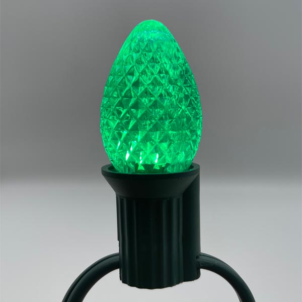 Green-C7-Faceted-LEDs-2-Luna-Holiday-Lights